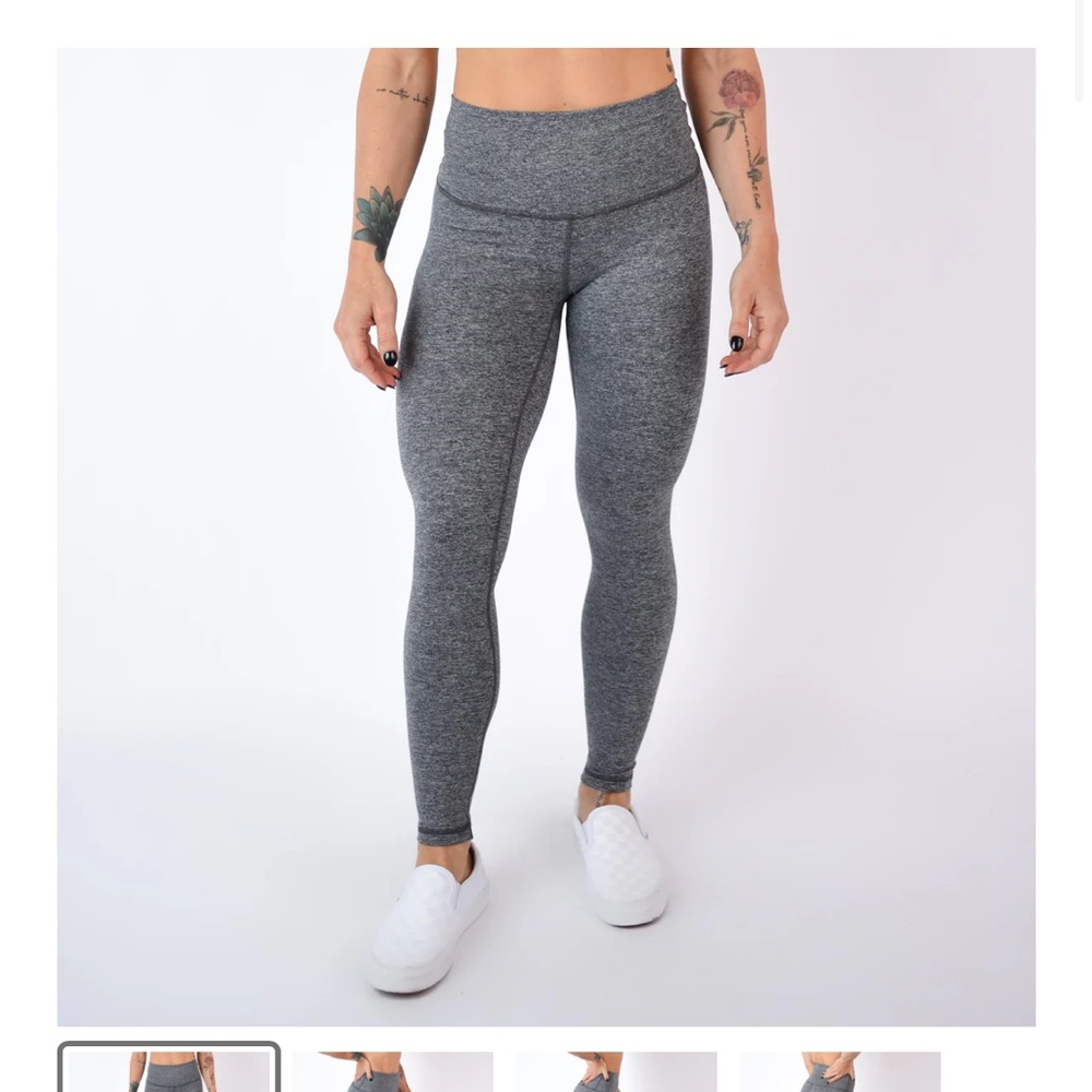 Fleo El Toro gray leggings size medium